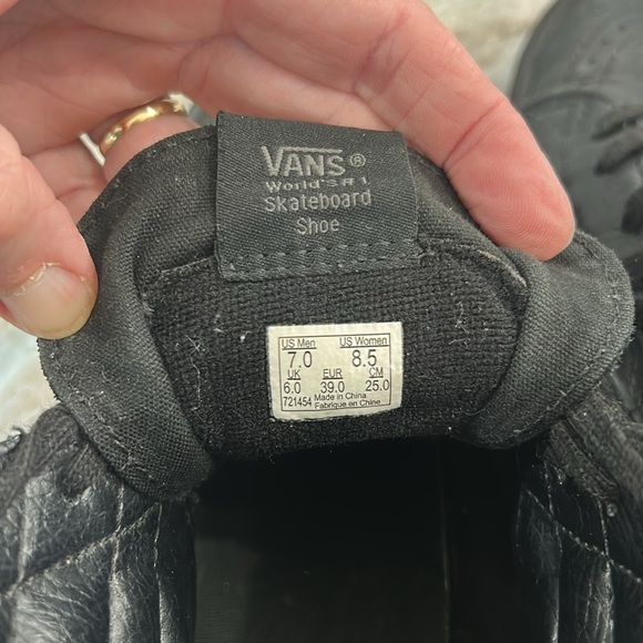 VANS LEATHER ZIP-UP SK8-HI Black zip up and tie women’s 8.5 or men’s 7.0 skate - Picture 8 of 16